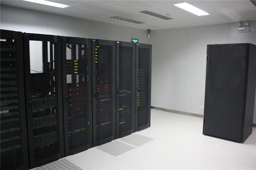 <a href=http://www.klsbqx.cn/news_article?news_id=220>機(jī)房空調(diào)</a>